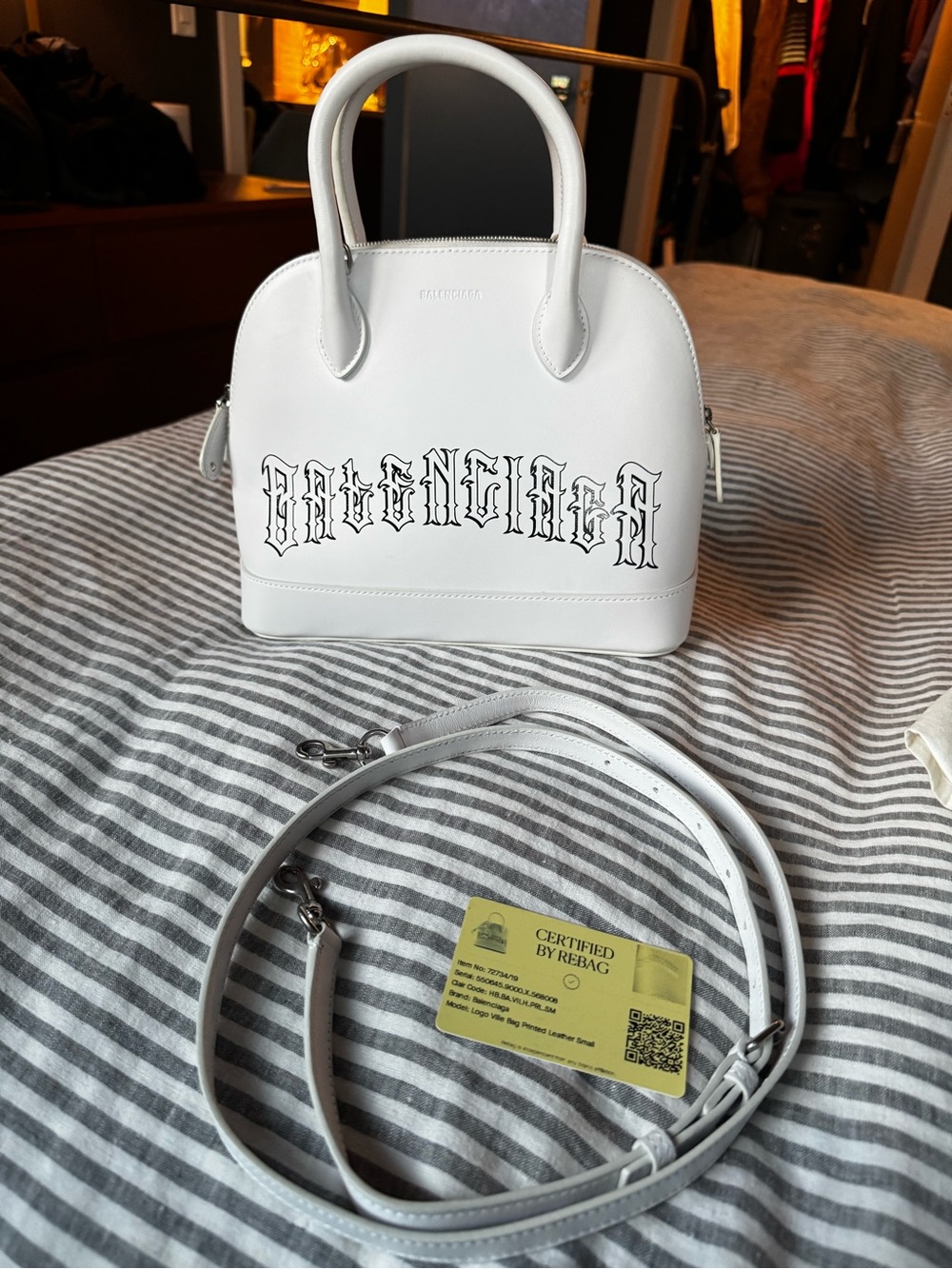 Balenciaga Ville Small Top Handle White Leather Bag - Picture 3 of 14